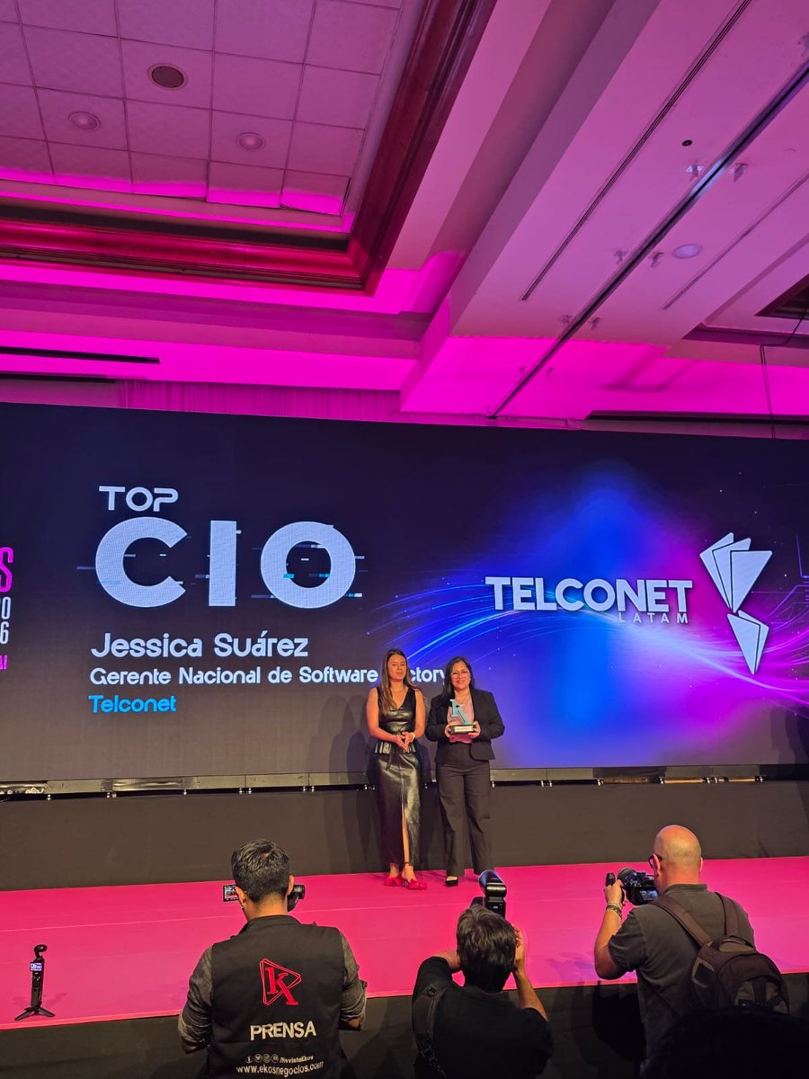 TommyTopic's tweet photo. ¿Qué hace a nuestro grupo ser el mejor y el más grande? Nuestra gente! Muy orgulloso de trabajar con Uds. Bravo @TelconetLatam @NetlifeEcuador @Netlife_Tech https://t.co/xO4fcEnhZH