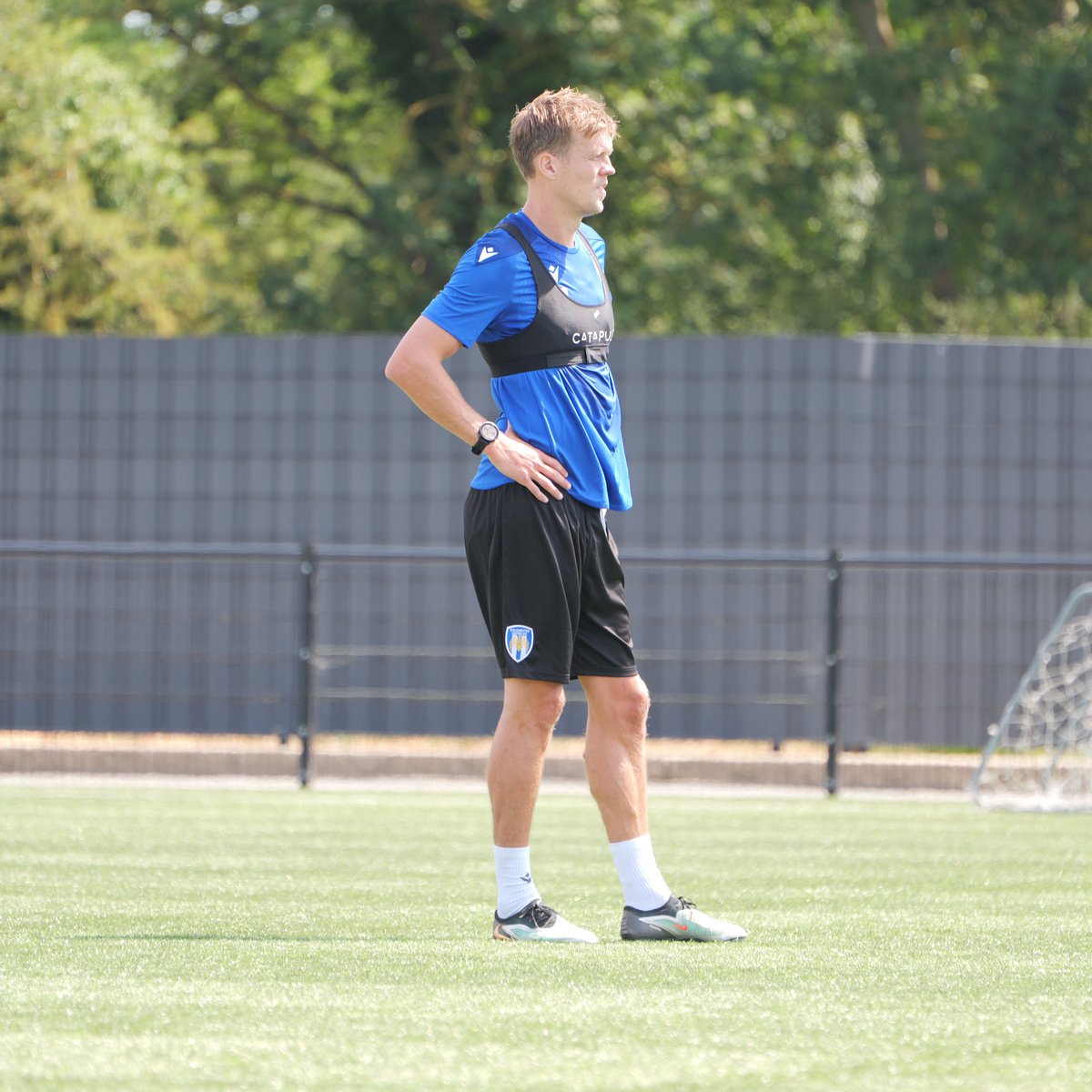 ColU_Official's tweet photo. Like the squads new training threads? 🧵

2026/27 @MacronSports Training Wear is now available to purchase online 👉 https://t.co/Nd2f08Q1wU

#ColU | #Macron | #CUFCRetail | #UsEssentials https://t.co/uNyhwRSESl