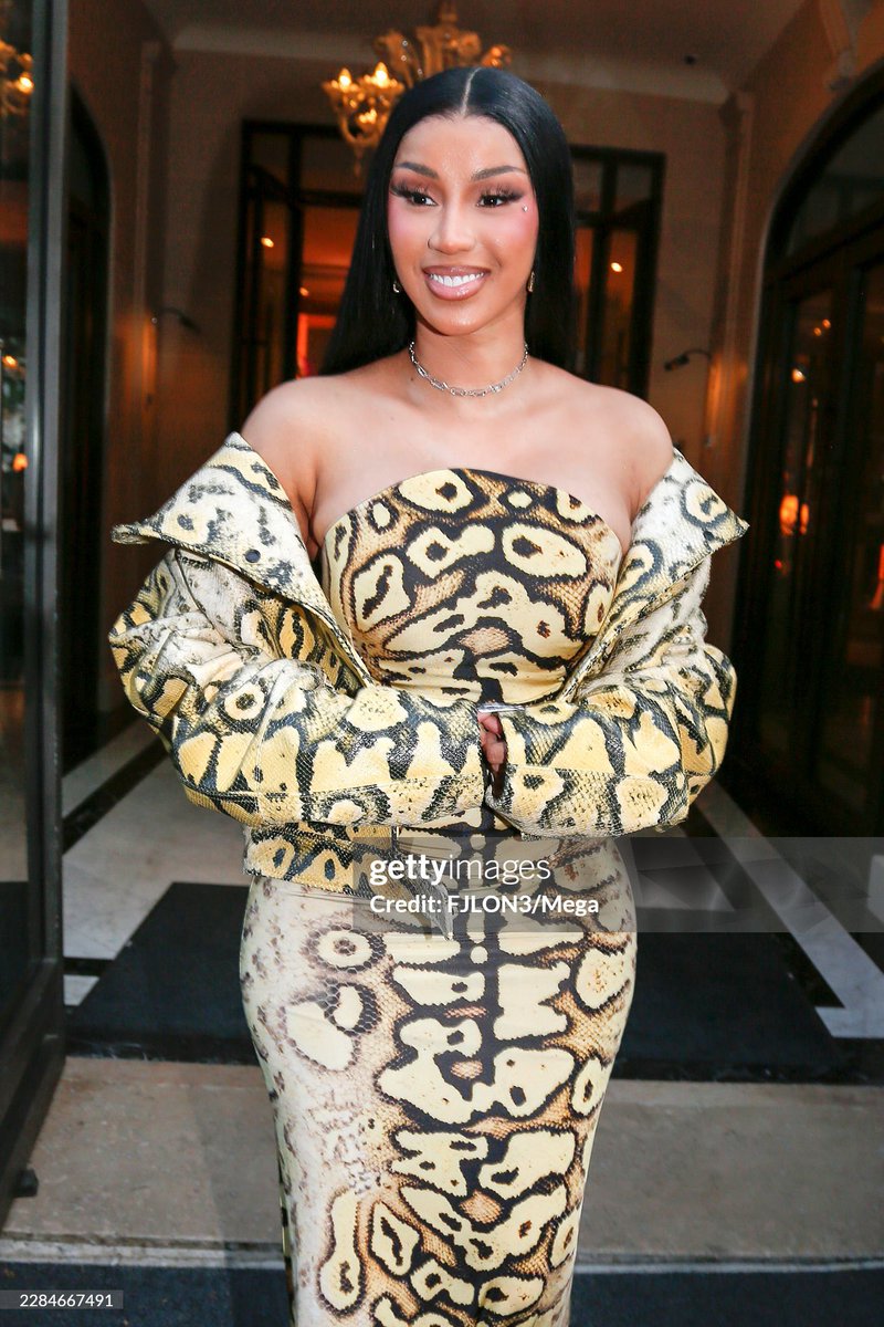 Belcalexx's tweet photo. Cardi B stuns in David Koma’s Resort 2027 Python Print gown! https://t.co/3ydDEZj4aT