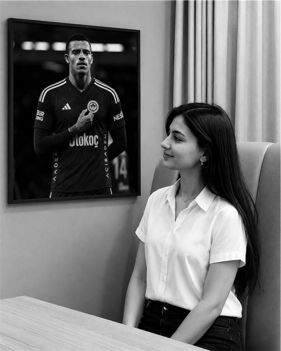 zey__kor's tweet photo. Bekleyiş bitiyor ..
Geliyor gönlümün efendisi 💛💙 https://t.co/z1zr1HCtOn