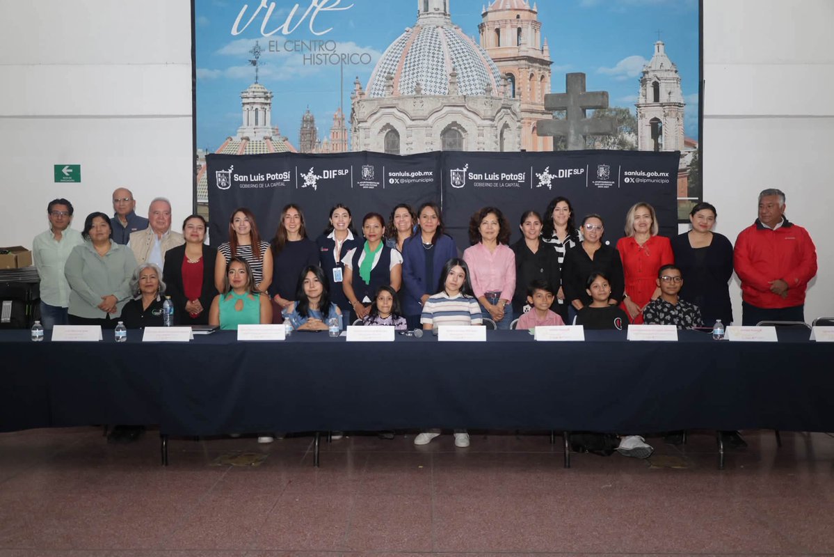 DIFMunicipalSLP's tweet photo. Llevamos a cabo la Sesión Ordinaria 2026 del Sistema Municipal de Protección Integral de Niñas, Niños y Adolescentes (SIMPINNA), donde se brindó información del trabajo en favor de esta población de parte de diversas instancias municipales. 
@EstelaArriagaM @jessicaalbarra7 https://t.co/gPbJhX8CZG