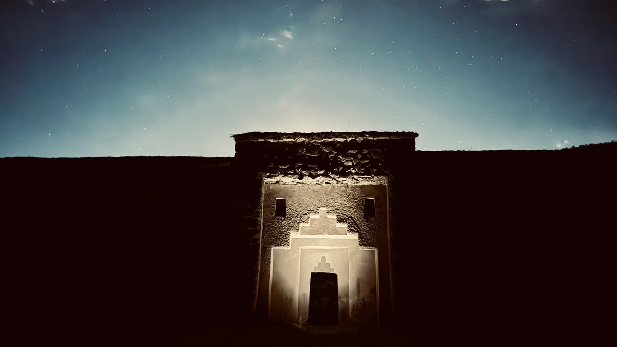 MayuEnigmas's tweet photo. On Isla de la Luna in Lake Titicaca stand the ruins of Iñaq Uyu, a major Inca acllahuasi tied to the chosen women and lunar cult. Tradition links the island to Viracocha commanding the moon to rise and to the origin myths of the sun, moon, and first Incas from the sacred lake. https://t.co/obi6n1LqoP