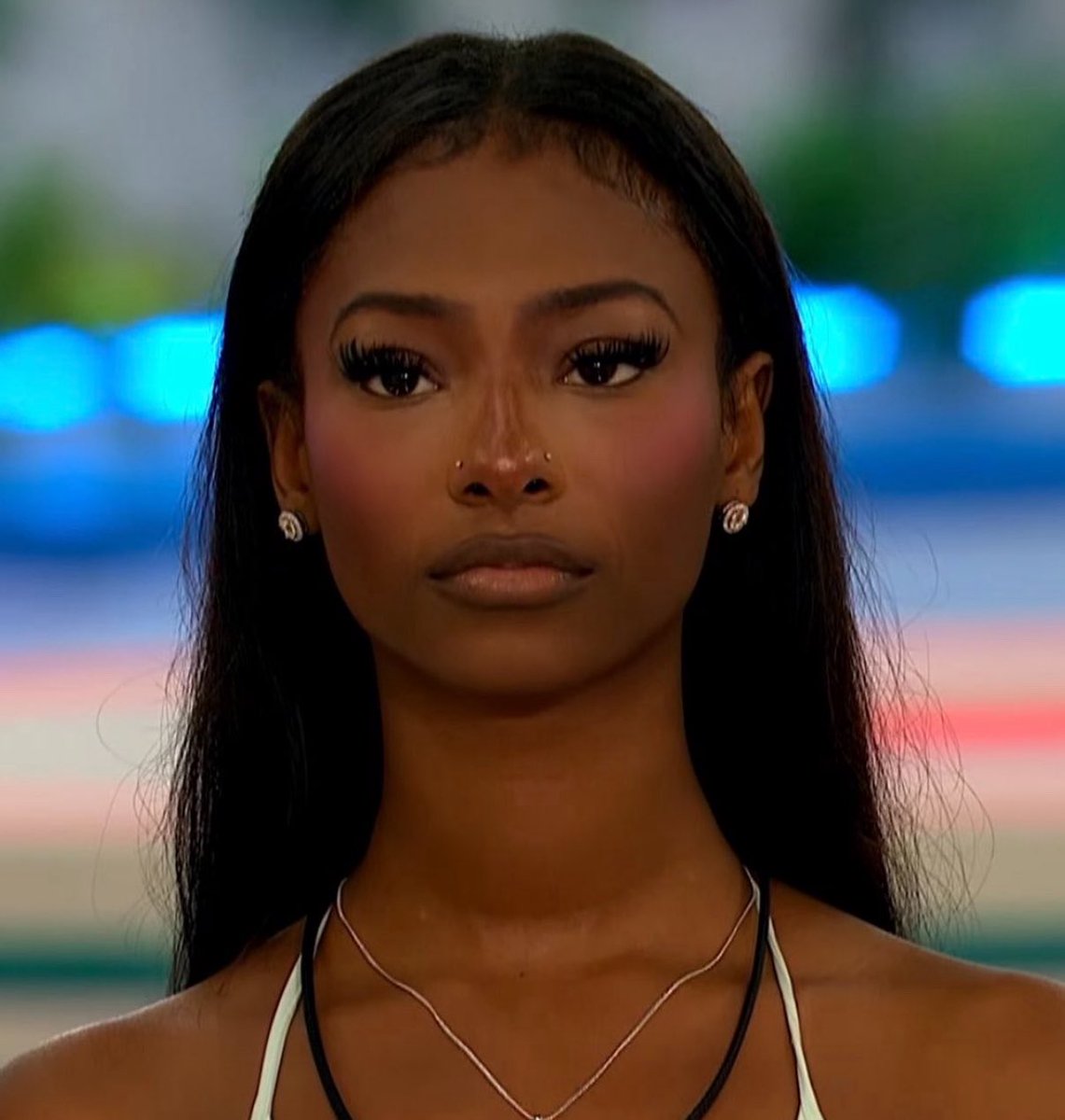 mmasichi0's tweet photo. Trinity plants seeds of doubts in these couples to make them mad about eachother and get voted out so that she wouldn't have much competitions..
1:I noticed this during the karaoke challenge when Melanie and sincere were safe and she said "ohh I was already prepared to cry" meaning she's so calculated and knows the fans would hate Melanie and sincere because they've been toxic that's why she advised Melanie to go back to sincere, so that they can both be voted off, that's why she said she was so surprised they were safe..
2: she knows how USA & the fans rides so hard for black love that's why she was the front runner in Aniya and KC situation telling her to bring Carl back because then she knows the people that love black love won't put much effort for another swirl..
3: she's dragging the kayda "exclusive" situation so bad because that's a normal love island term even  ppg were all exclusive but became bf and gf outside the show (because that's more romantic and intimate) idk why she's rushing kayda and planting seeds of doubts in her mind so that kayda and zach would have problems and be voted out cuz that's one of the strongest couples there and she knows it..

Her and Bryce loves acting superior in the villa because they became bf and gf just after three weeks with a sponsored planned date by production and no effort from Bryce end.. I've literally not seen anything romantic between these two