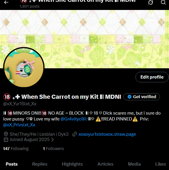 xX_Yur1Slxt_Xx's tweet photo. WE REACHED OUR GOAL OF ONE FOLLOWER YAY https://t.co/WBfAVuh1aG