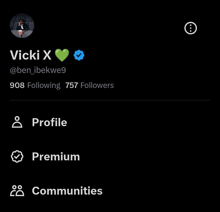 Vicki X 💚 tweet media