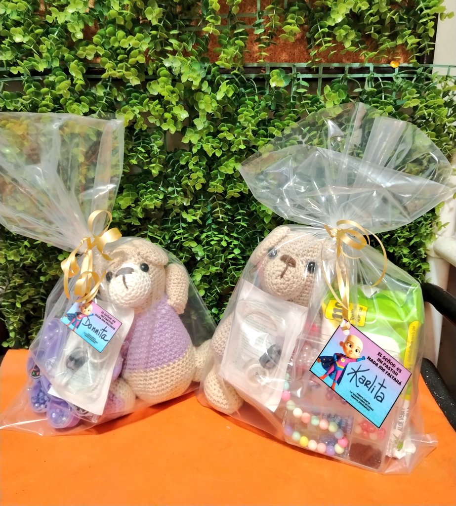 PaolaSmith2812's tweet photo. Enviando agujas #cytocan a 2 pequeñas valientes 🏥🎗️🙌🏽🙏🏽 si deseas ayudar les pido se animen, cada aguja cuesta $19 💉 🎗️ 🙏🏽  Hagamos voluntariado 🙌🏽❤️🎗️🏥 #ManosSolidarias #soylavoluntariaintensa 🙋🏽🙌🏽 #RT 🎗️ https://t.co/WsyqkIn5CS