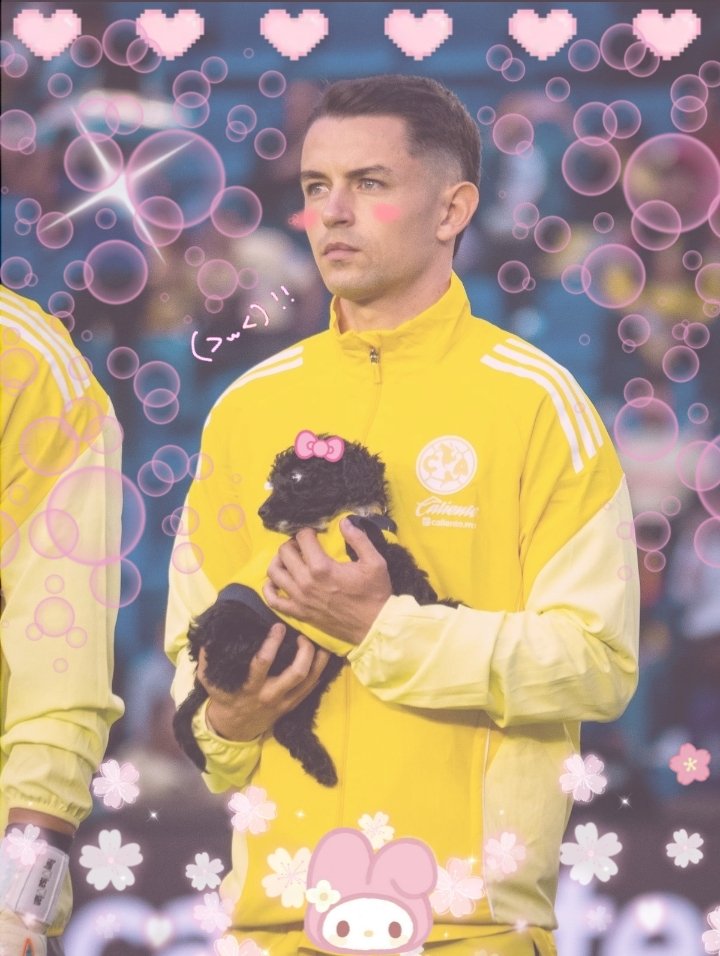 mcaqrg's tweet photo. Alguien q se arme un hilo presentando a la plantilla actual xq el CM (@ClubAmerica) trae puro sueño y nomás no hace nd para los nuevos y digan si son buenos o nomás están de adorno
(nunca me imaginé editando a los jugadores del américa JAJAJAJAJA) https://t.co/bUGZGTxl4t