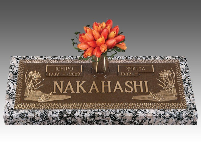 Memorials_com's tweet photo. Infinity Lotus Headstone 36 x 13
ID: PR-460382 https://t.co/xzN2DN7mC0
