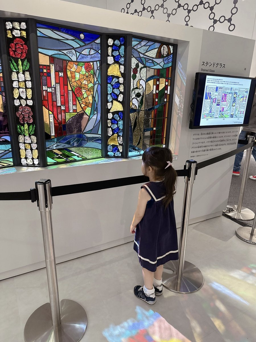 yuraly21's tweet photo. きのう幼稚園帰りに遊びにきた孫が 持っていたフィギュアを見せてくれたので「それポケモンのやつ？」ときいたら「ちがうで  マリオのやつやで〜」と教えてくれた😇
（写真は先月のもの） https://t.co/o1X97WTAO2
