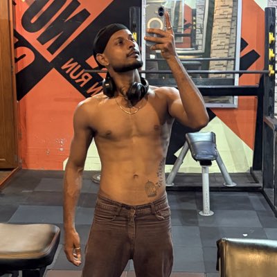 hungry_sagar's tweet photo. #NewProfilePic https://t.co/d4hZ44axTv