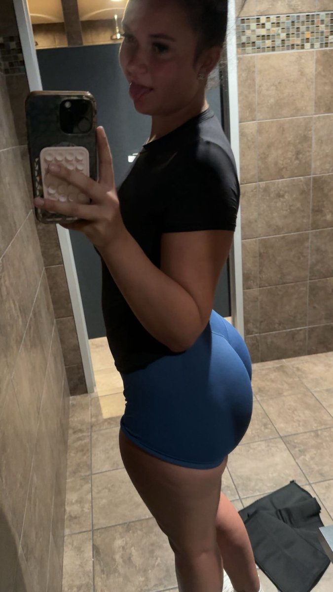 princessp207's tweet photo. Blue💙 or pink💗?
#gym #gymset https://t.co/2HagEzQz9C