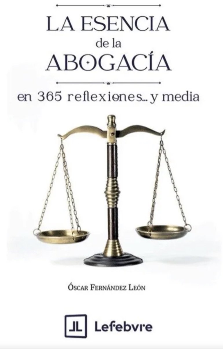 JoseMarioMX's tweet photo. La abogacía suele enseñarse a partir de leyes, códigos y jurisprudencia. Pero con el tiempo uno descubre que el verdadero aprendizaje ocurre en otro lugar: en la incertidumbre antes de una audiencia, en la llamada en la que hay que decirle a un cliente una verdad que no quiere escuchar, en la derrota que obliga a volver a empezar y en la enorme responsabilidad de defender intereses ajenos sin dejar que las emociones sustituyan al criterio. Ahí es donde realmente se forma un abogado.

Con los años también debe entenderse que el mayor peligro de esta profesión no es perder un juicio. Es perder el rumbo. Es creer que defender a un cliente significa justificarlo todo, confundir la firmeza con la agresividad o permitir que la presión cotidiana desgaste la independencia y la ética. Un expediente nunca es solo un conjunto de hojas: detrás hay personas, patrimonio, libertad, familias y proyectos de vida. Olvidarlo es empezar a vaciar de sentido el ejercicio de la profesión.

Quizá por eso la esencia de la abogacía no está en la elocuencia ni en la capacidad de ganar asuntos. Está en el carácter para estudiar cuando nadie obliga, en la honestidad para decir “no” cuando corresponde, en la serenidad para litigar sin odio y en la disciplina para recordar, todos los días, que el derecho es un instrumento al servicio de las personas. Lo demás puede dar prestigio; eso es lo único que realmente construye un abogado.