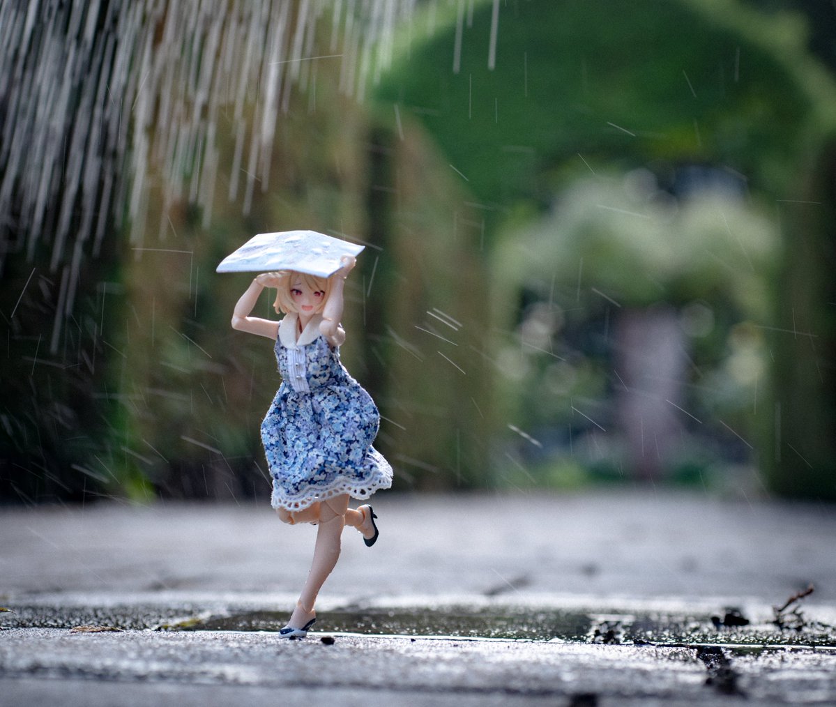 megami_8383love's tweet photo. 突然の雨 https://t.co/LBNcMSHkVU
