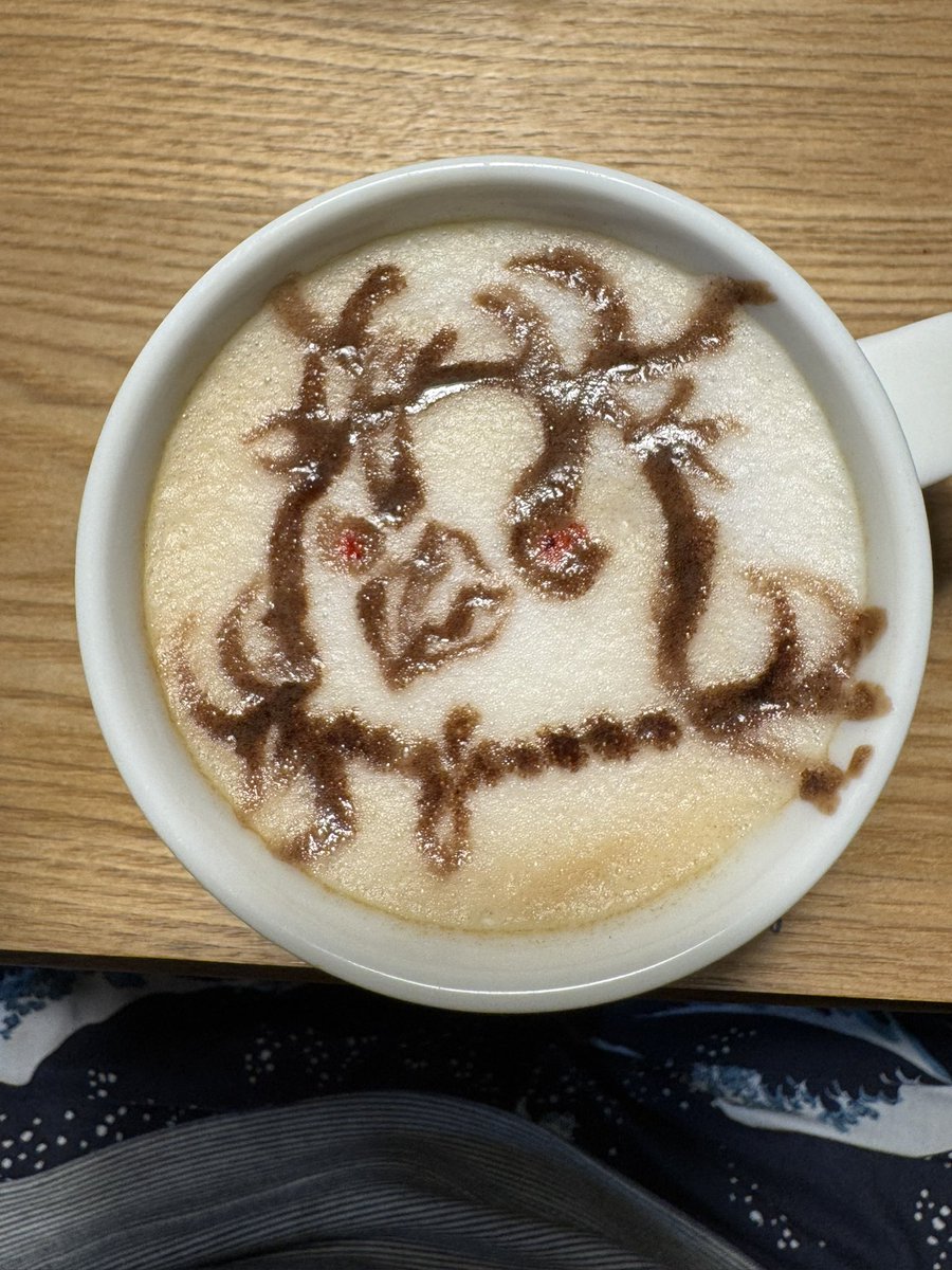 chapel0417's tweet photo. 最近ラテアート始めました。
ナイトレイン、vtuberさん、アニメキャラ等を気まぐれに描いてます。
ナイトレイン関係でフォローして頂いた方々も見て頂けると有り難いです。 https://t.co/0xOF1z0WGW