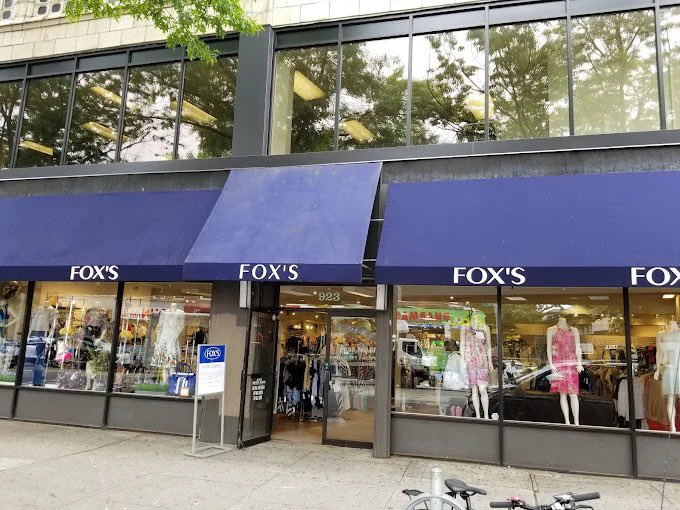 AHSZone's tweet photo. “American Horror Story” Season 13 is currently filming at Fox’s Designer Off-Price in Brooklyn and at Gantry Plaza State Park in Long Island City right now. https://t.co/fbKEN5Dokt