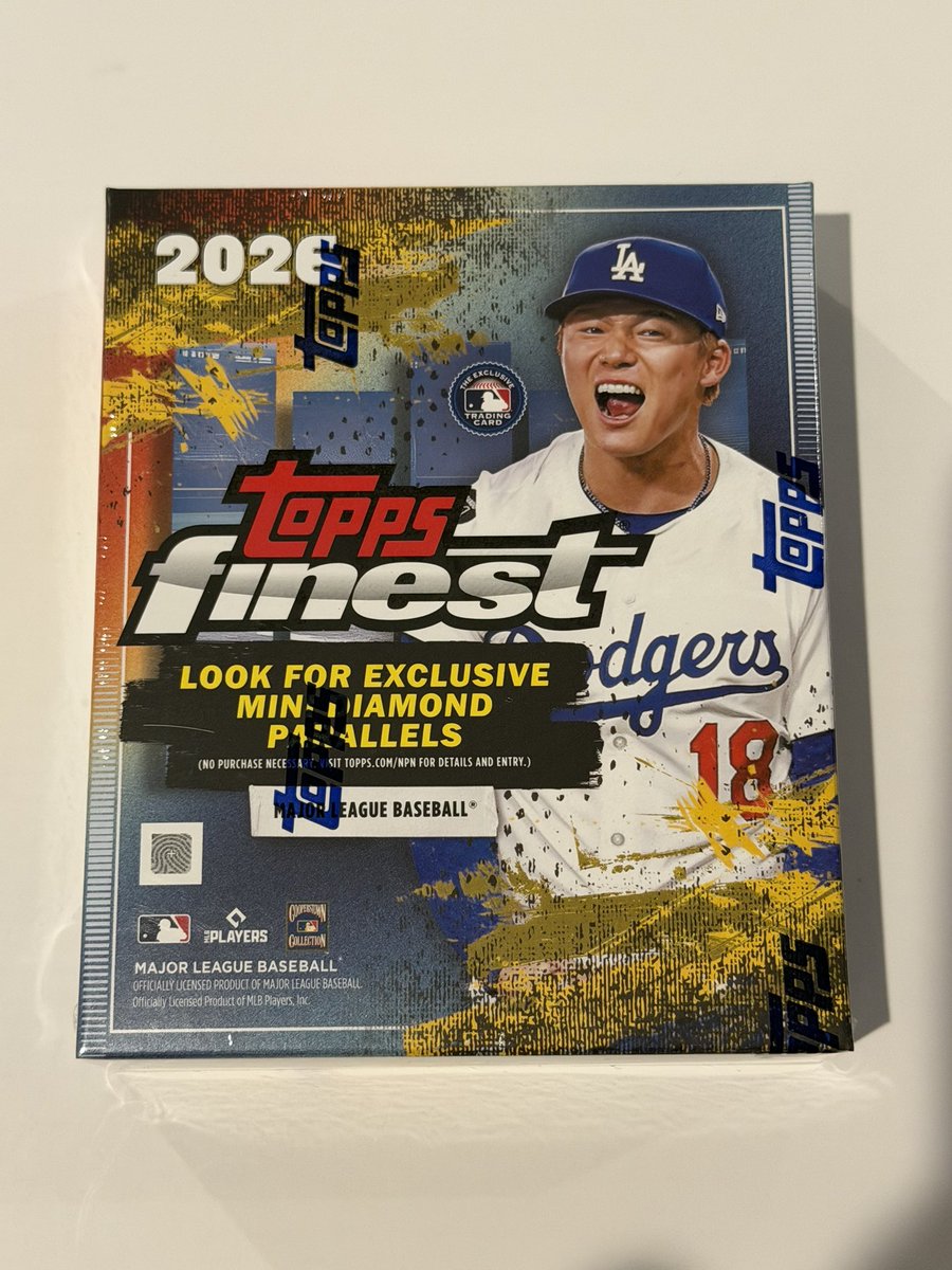 OTP_Rips's tweet photo. First Topps Finest mega. A hobby and 2 more megas are on the way. The hits will be posted below. @CardPurchaser https://t.co/poCY0BlbtL
