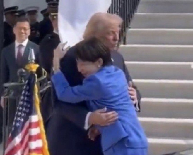 horiris's tweet photo. トランプに高市がベタベタ媚びへつらって貢いでも、結果がこれじゃん　笑い話にもならない https://t.co/Cr93yHPclZ