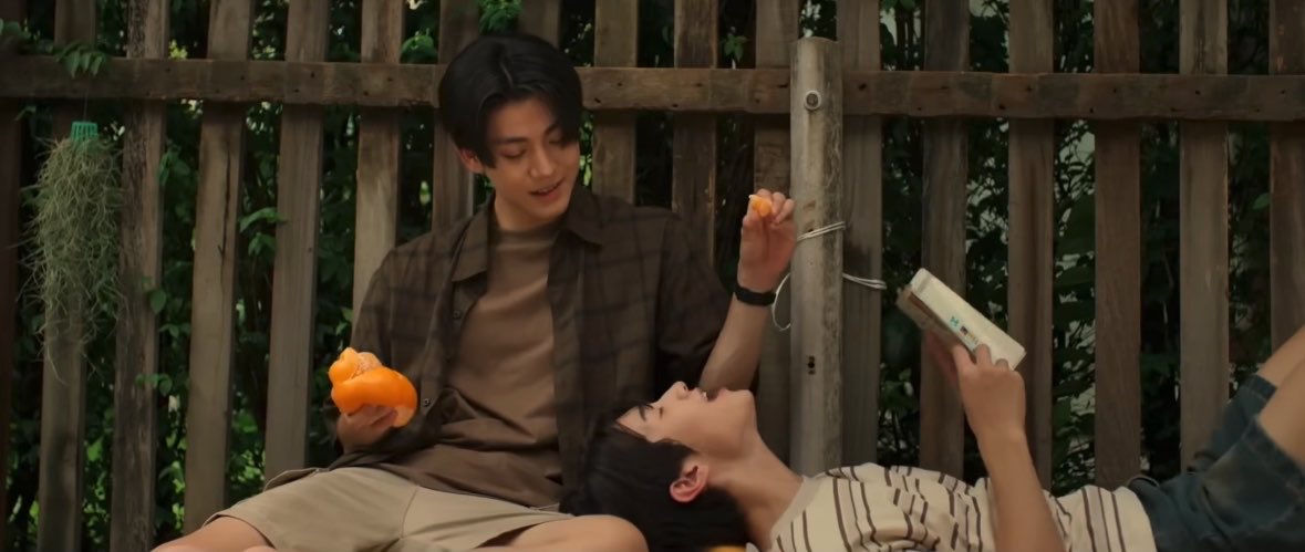 almondphun's tweet photo. thank you when oranges fall and almondprogress for giving us the real teenage romance

TONSOM 9TH EPISODE 
#WhenOrangesFallEP9 https://t.co/NueYvwoCIw