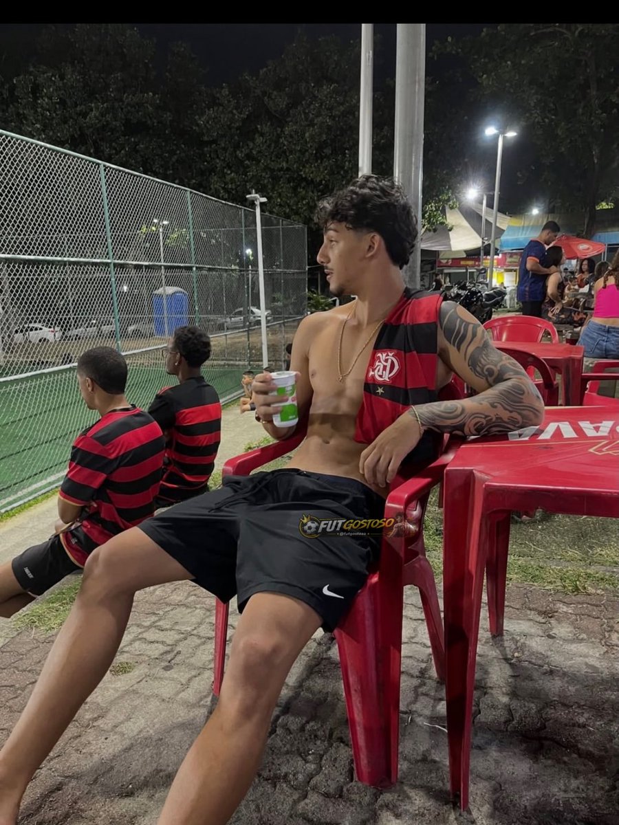 futgostoso's tweet photo. a skin perfeita não exis....... 🫦 só preciso de um assim pra ser feliz 🤤 https://t.co/s0ySmrkG9z