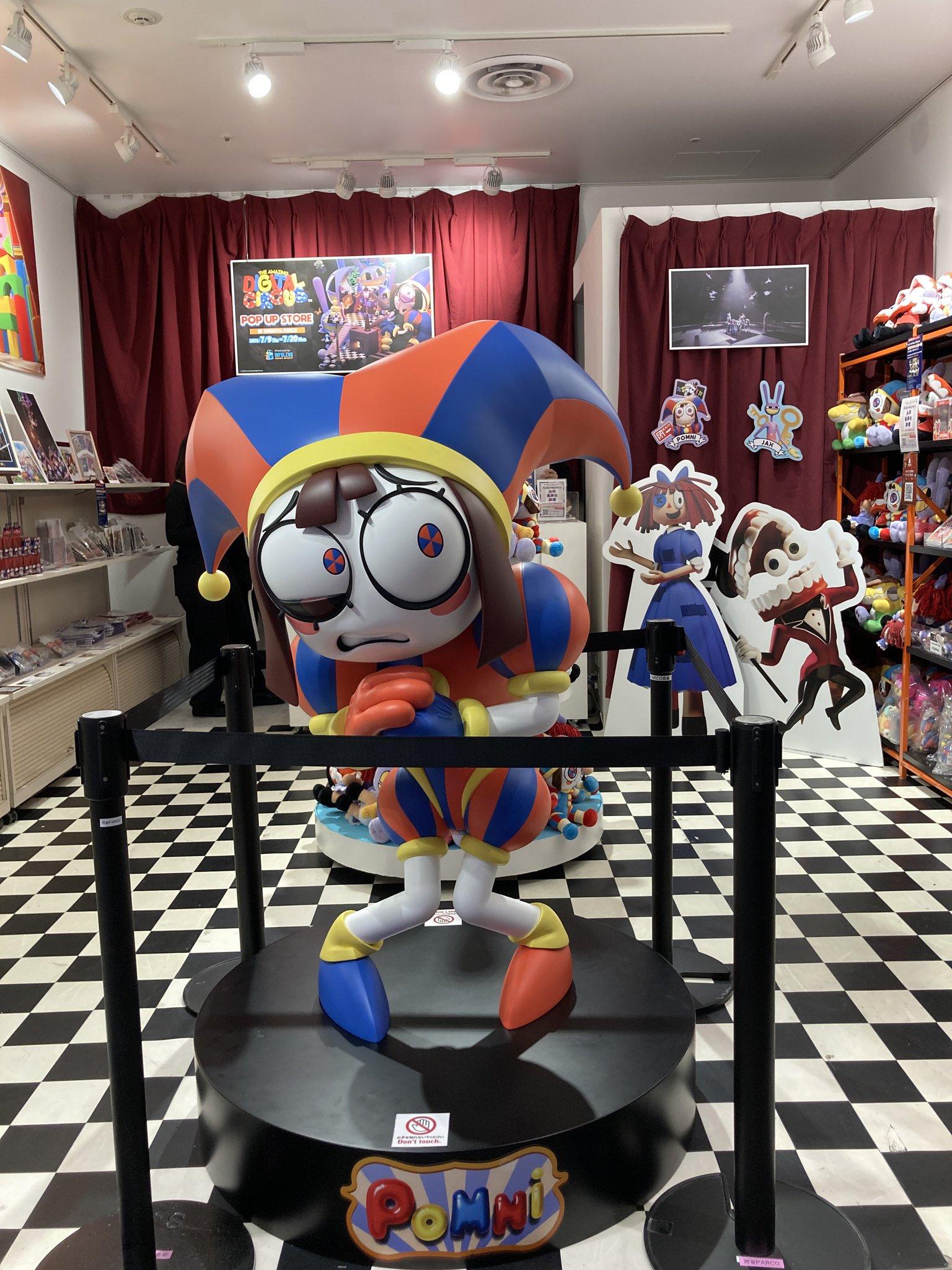 HMv1v7bbgAAaPZt.jpg:large