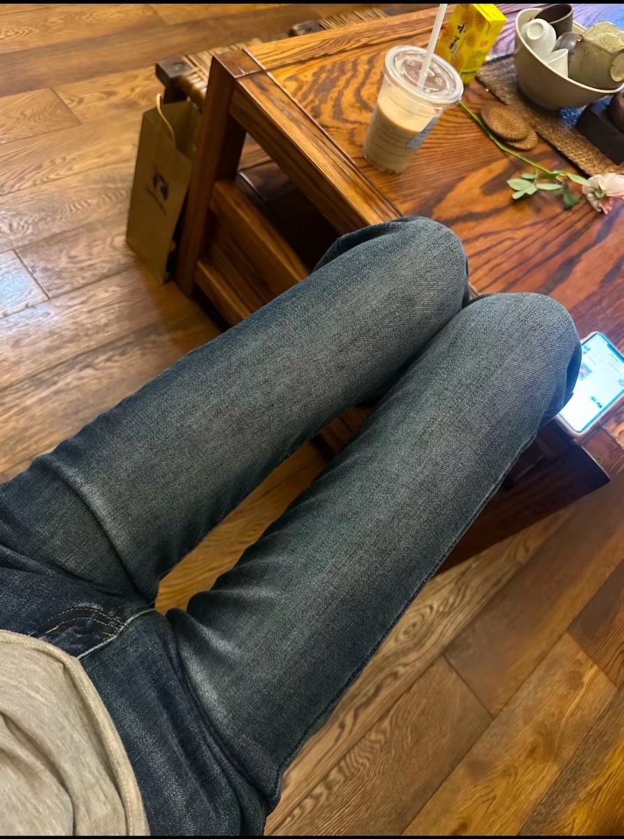 poorbabe177621's tweet photo. Not trynna be weird but I’d kill for this #edtwt 

tt: angeldsseas https://t.co/8yaHthblEJ