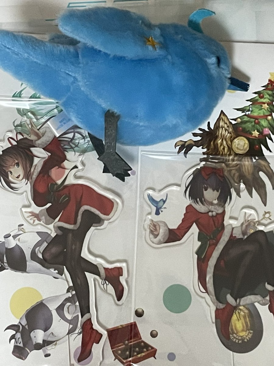 c101で買った魔法使いの夜のアクスタ（2200円）が3〜5倍の値段で取引