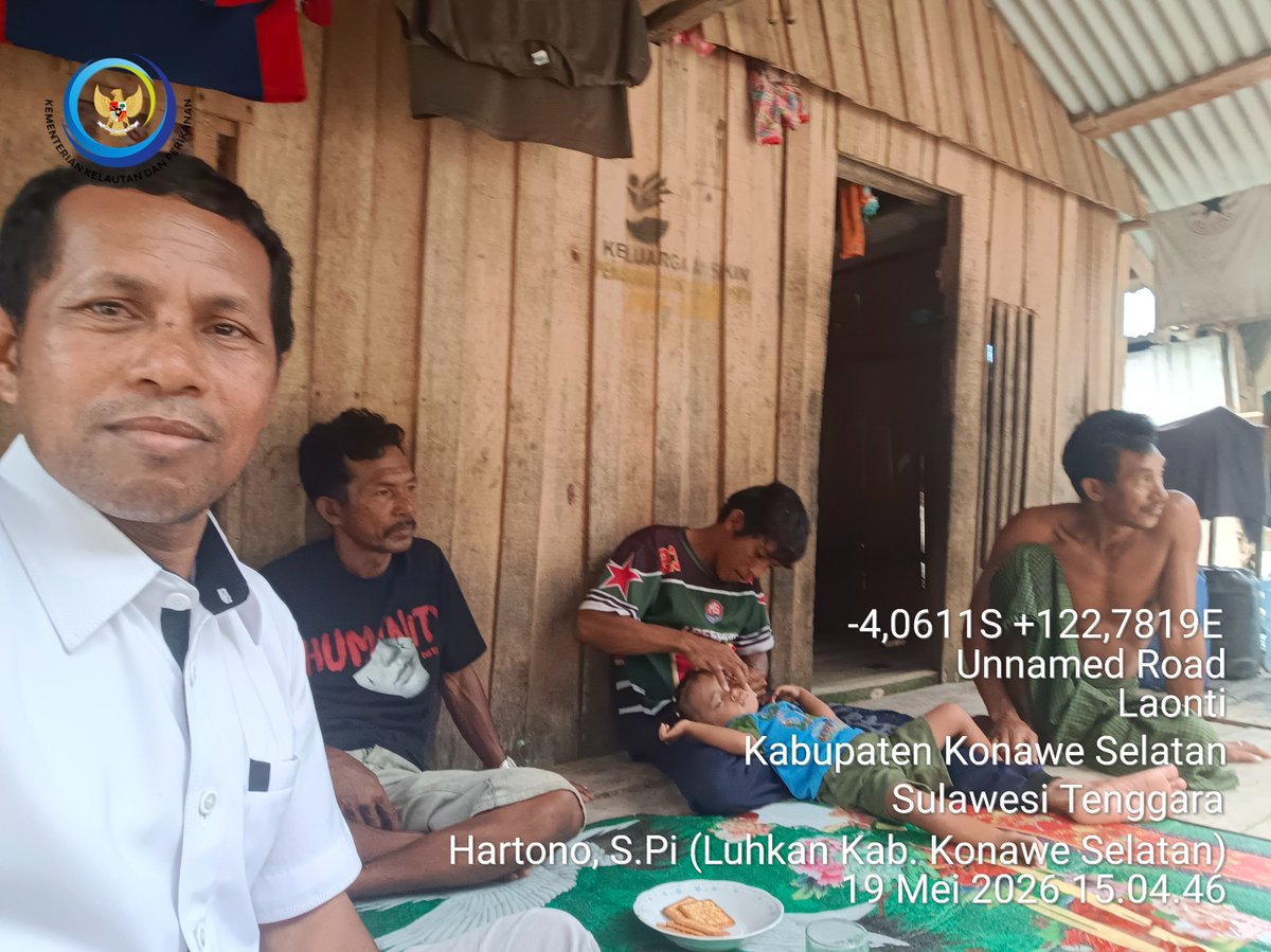 Luhkonsel's tweet photo. Selasa (19/05/2026) Hartono luhkan Konawe Selatan, Sosialisasi Peraturan Menteri Kelautan dan Perikanan Nomor 5 Tahun 2026 pada KUB Pasir Panjang Desa Labuan Beropa Kec. Laonti
#kkpri
#luhkankonsel
#brbapppmaros
#ekonomibiru https://t.co/wDlkqsfGTm