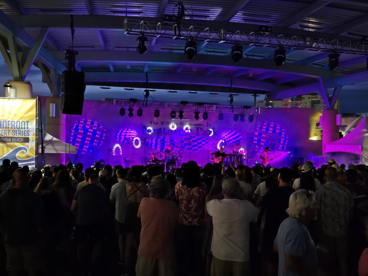 bill_carnes's tweet photo. @umphreysmcgee Virginia Beach https://t.co/2JwX26WmmX