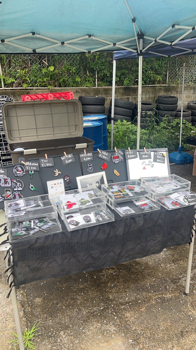 HashlyM74058's tweet photo. 初関東に出店！

基本は刺繍パッチ屋ですが、
刺繍シール・トラッカーキャップ・Tシャツもあります！

オリジナルデザインのオーダーも、できる範囲で受付中です。

見に来ていただけるだけでも嬉しいです！
よろしくお願いします！ https://t.co/ZGQ2aBE6HG