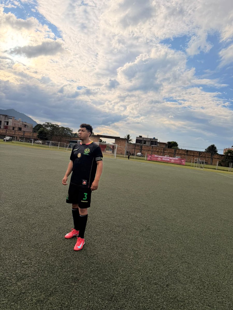 CryzChero's tweet photo. Que rica vista y sobre todo que buena travesía con U master 💛❤️ https://t.co/a2N3EHTDg8