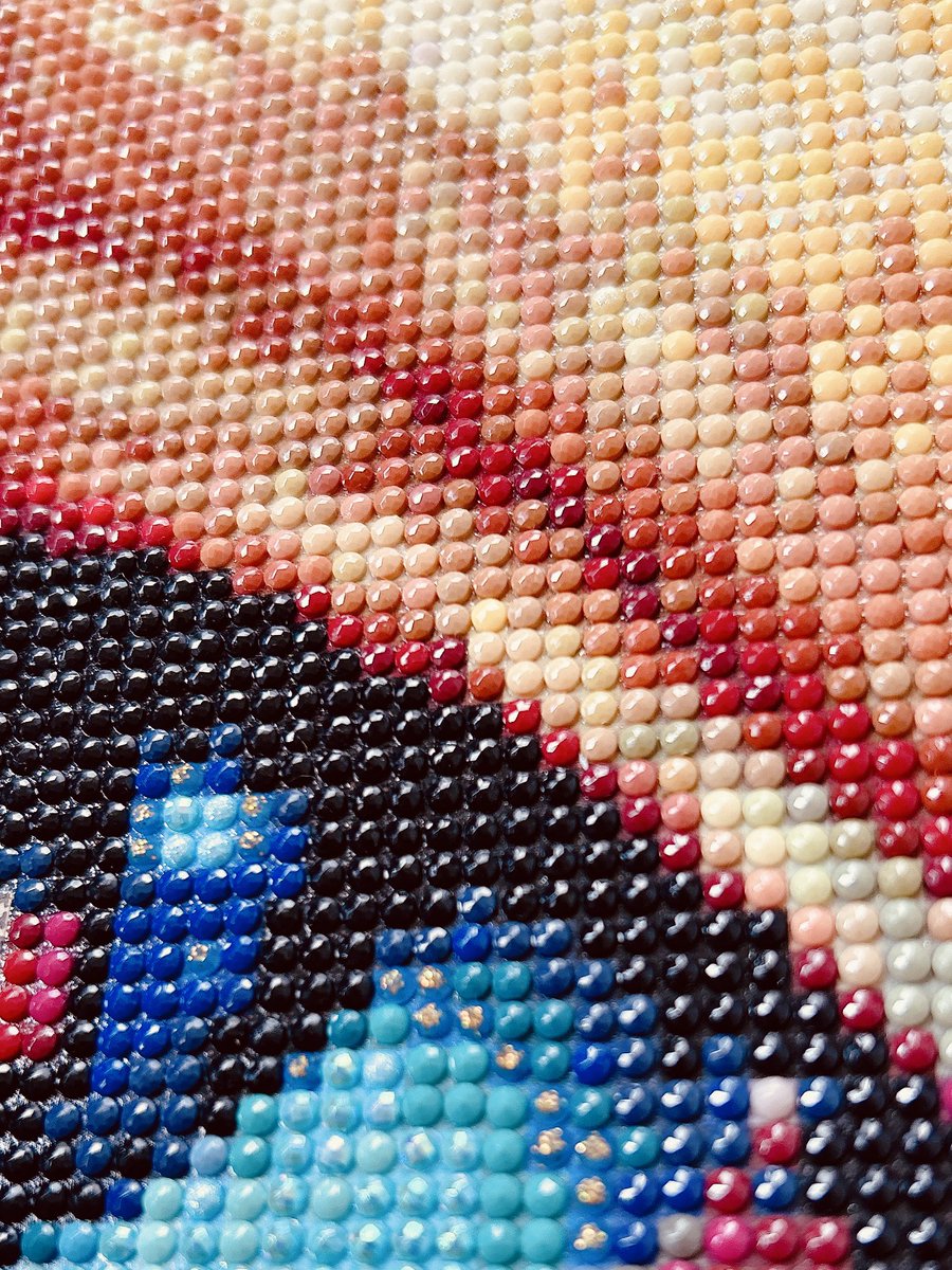 lanfa0036's tweet photo. #ダイヤモンドアート
#MELLES
70cmx85cm 85色
ダイヤモンドアート進捗
少しづつ進めてます
やっと顔が出て来た!!
まだまだ完成には遠いけど
地道に頑張ります💦 https://t.co/z040emlCzR
