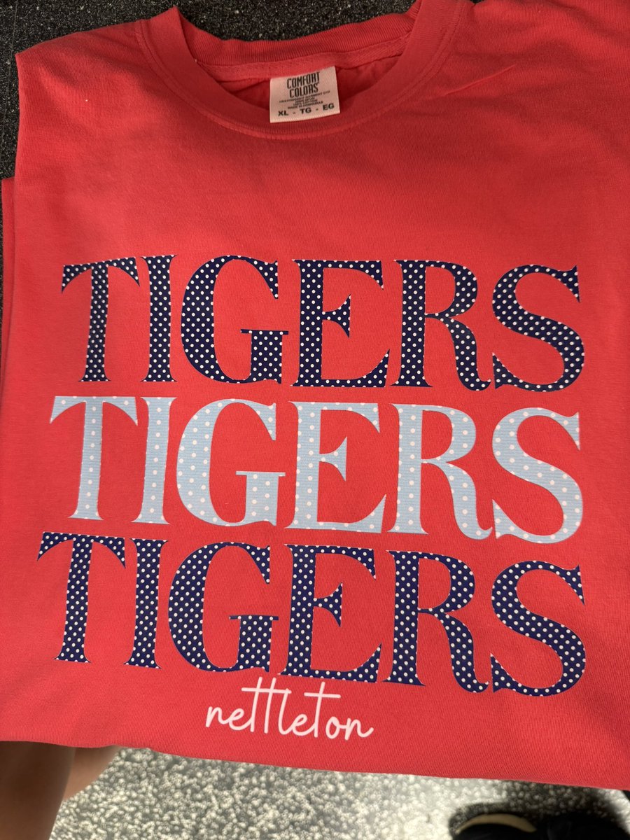 robertsons_sw's tweet photo. “🐾✨ Show your support for the Nettleton Tigers with our T-shirts! Perfect for game days and cheering on our team, these shirts let everyone know you’re part of the pride. Grab yours and wear it loud! 💛🖤 #NettletonTigers #TeamPride” https://t.co/0EwffFt9yA