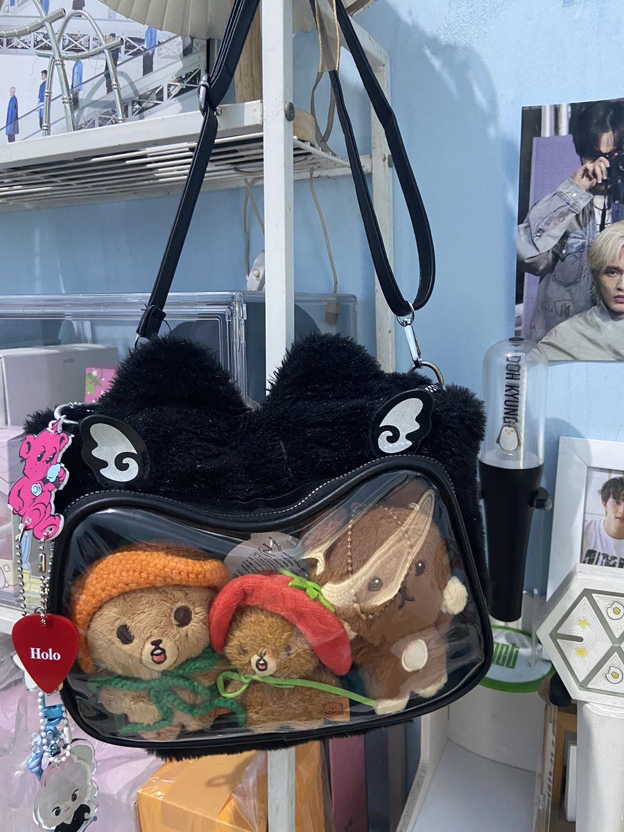 Shiho_shiholee's tweet photo. Tas lucu doll kpop part 2 🤏🏻
ini ada 2 tali jadi bisa dibikin slingbag atau ransel
#haechan #gomdo #kkumi https://t.co/0ERV9t7mib