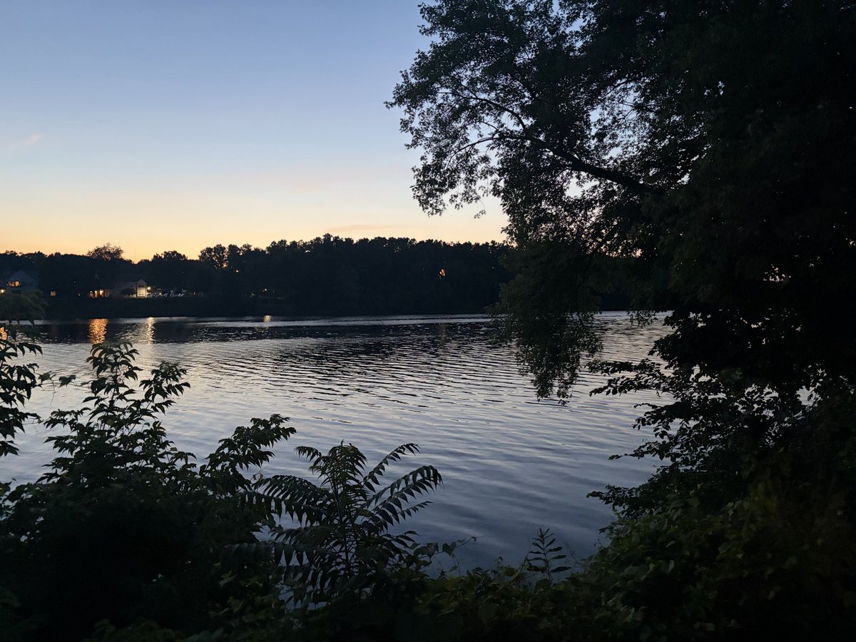 spacecaster_'s tweet photo. An evening in Troy, NY. The start of the second leg of my nomadic travels over 2 years ago. Thinking introspectively and appreciating progress, growth, and struggle of myself. 

Little parts and pieces of the places I stay come with me, and little pieces of myself are left behind https://t.co/Nr0QXc7Pub