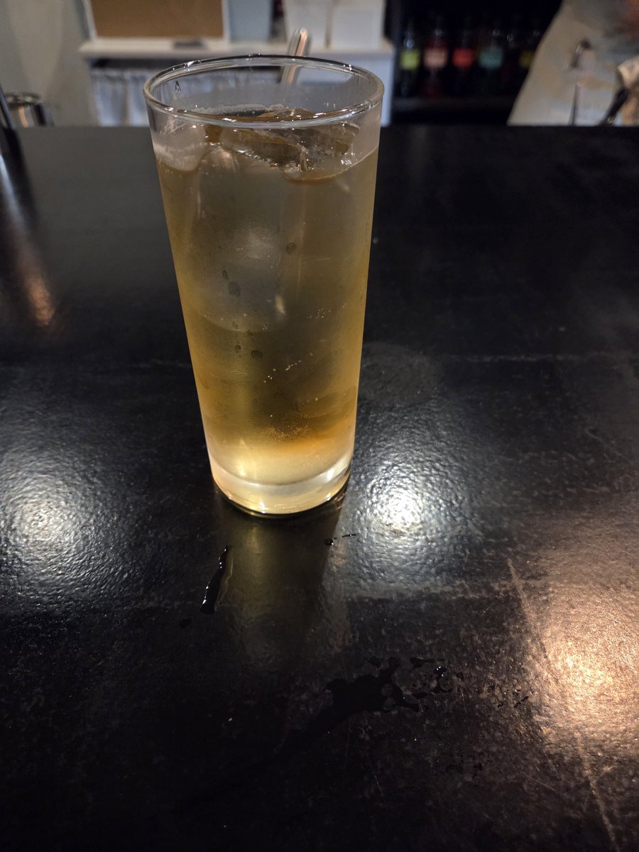 akinashitori's tweet photo. ようやく水曜日行けました。ありがとうございました。話せて楽しかったです😭 https://t.co/VCdjA894iK