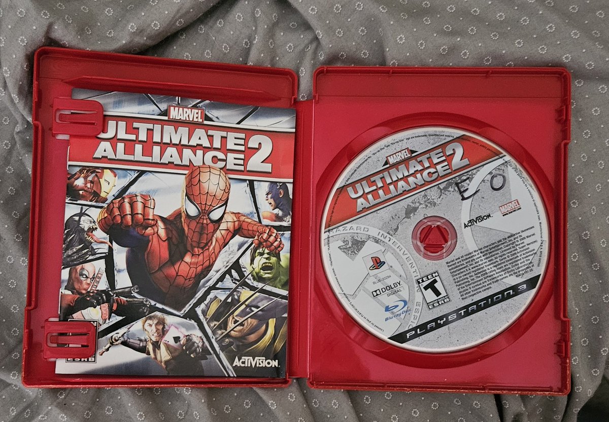 comicleaks1's tweet photo. Ultimate Alliance 2, a fun game that would be completely gone and unobtainable if it wasn't for physical media. This is what @Sony and @PlayStation and their bootlickers want to take away from you. #savephysicalgames https://t.co/A5cglVyJjh