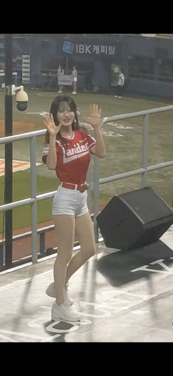 genjimaen's tweet photo. 설아님 사진 #SSG랜더스 #정설아치어리더 https://t.co/kVYYe8I8uA