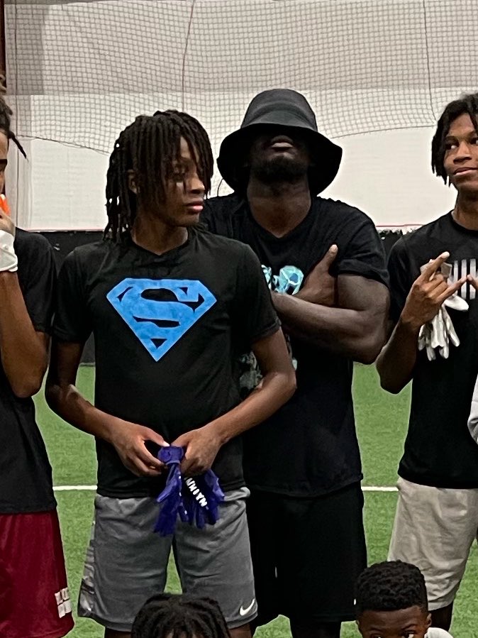 RocCarmichael's tweet photo. Proud of you @Murray17Antonio !! Moved down to Texas and represented VA the right way! Top DB recruit in the Nation 2029 #SpiderMan #Dojo https://t.co/NjcT56XHmn