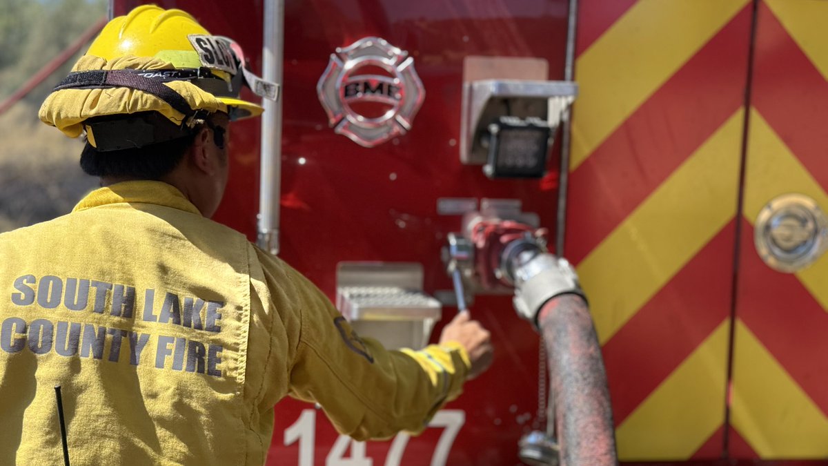 CALFIRELNU's tweet photo. #BarFire - FINAL UPDATE (6:23 pm) - The fire is approximately 2.8 acres, and 100% contained. Resources will continue to monitor the area over the next couple of days. 

For information on how to be prepared for a wildfire please visit https://t.co/MRRtup6AmU

#CALFIRE
#CALFIRELNU https://t.co/BNsdL2vQYM