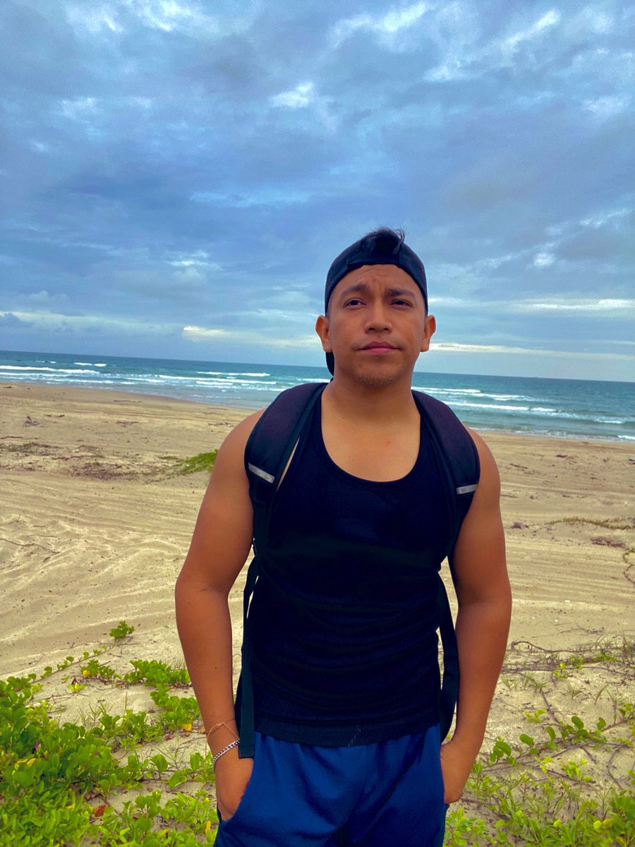 MHHrdz36's tweet photo. #playa #ciudadMadero #Gay #Meditar https://t.co/e55iC1OUAl