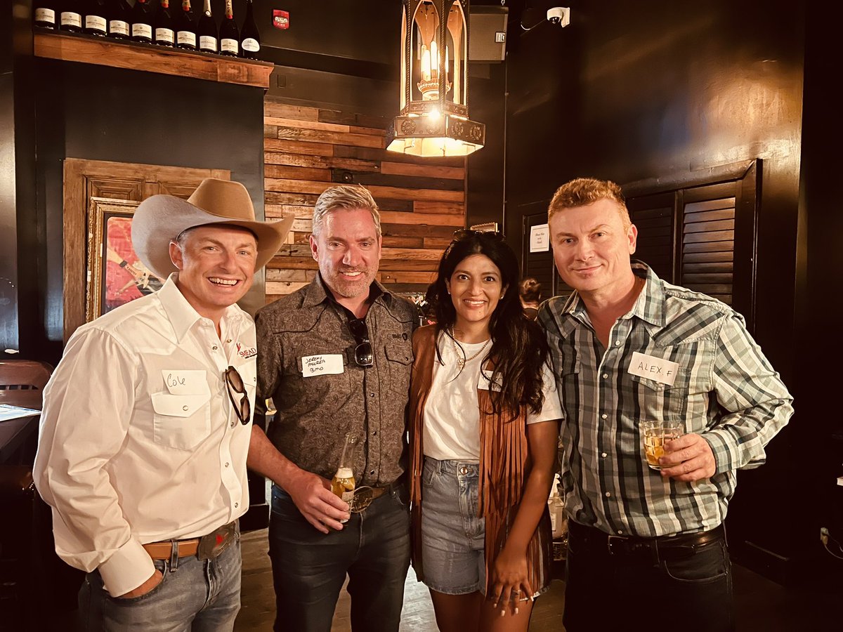 RazorOil's tweet photo. Calgary Stampede @SmeadCap get together with @Cole_Smead @JeremyMcCreaCFA @baystreetamber @RazorOil thanks. 🫡🪒 https://t.co/qxsZIVvu00