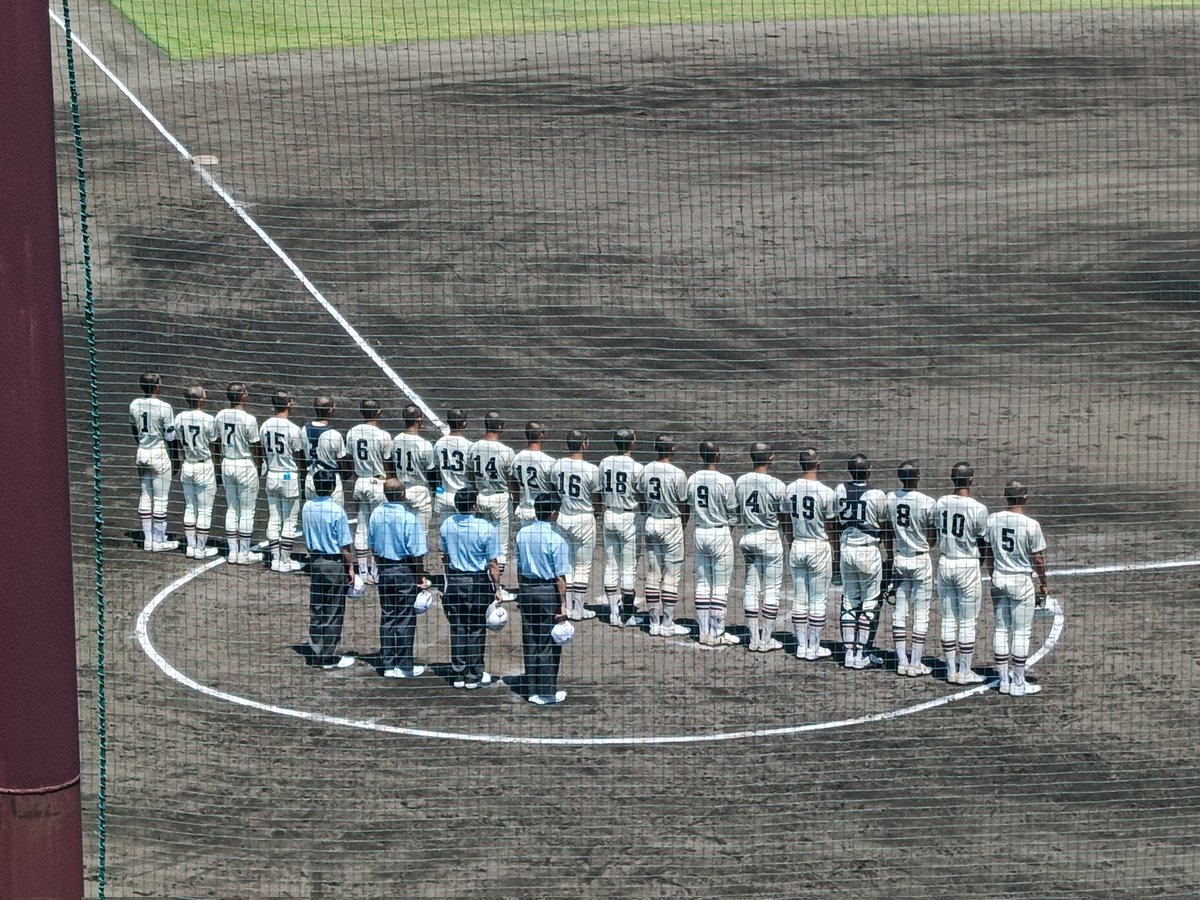 umeko83947154's tweet photo. 第108回高校野球選手権1回戦🌻第一カッター球場🏟️、習志野10vs0船橋二和5回コールドで試合終了、やった～習志野1回戦突破おめでとうございます㊗️🎉、船橋二和お疲れ様でした🙇

2回戦は7/11(土)千葉県総合SC野球場③13:45C千葉商業(一塁側)vs習志野(三塁側) https://t.co/4i9UKm6ac6