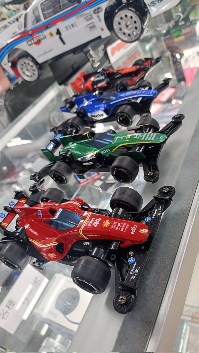 gekiten's tweet photo. ミニ四駆F1
MF1そろってくると見てるだけでも良いねー
#ミニ四駆
#MF1 https://t.co/PVNTTAcc7y