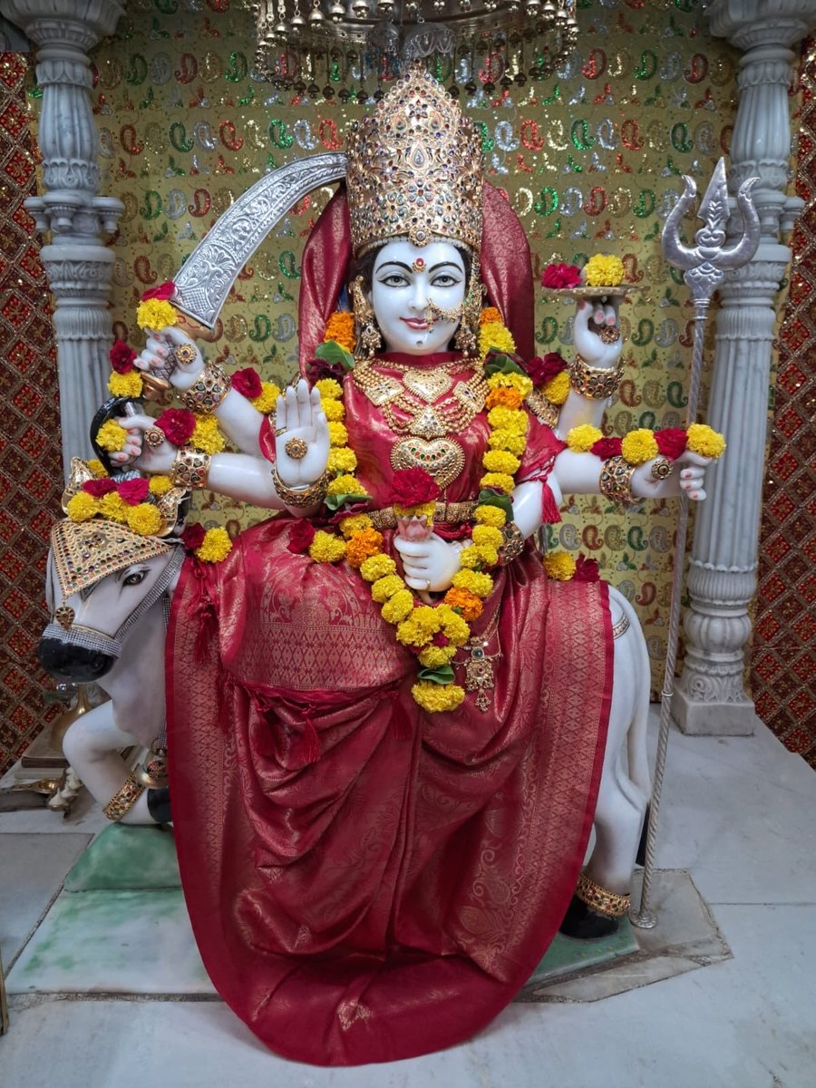 dpatel_62's tweet photo. माँ उमियाजी की कृपा आप सभी मित्रों पर बनी रहे।
।। शुभ प्रभात।।
आपका दिन शुभ एवं मंगलमय हो I https://t.co/jrOYGM0aeT