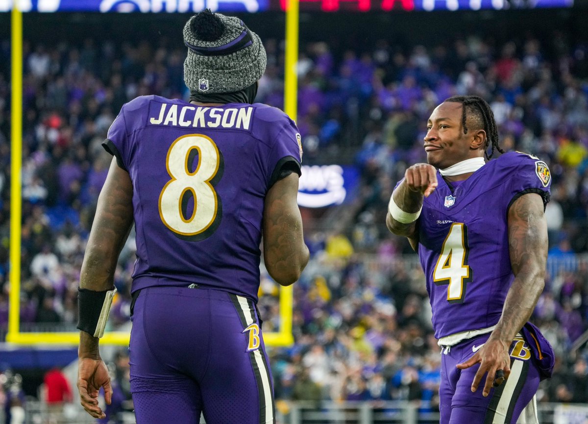 LiveRavenNation's tweet photo. Just a little reminder tonight to the front office:

Pay them. 🕹️🎱 https://t.co/vXi5Fh3CSj