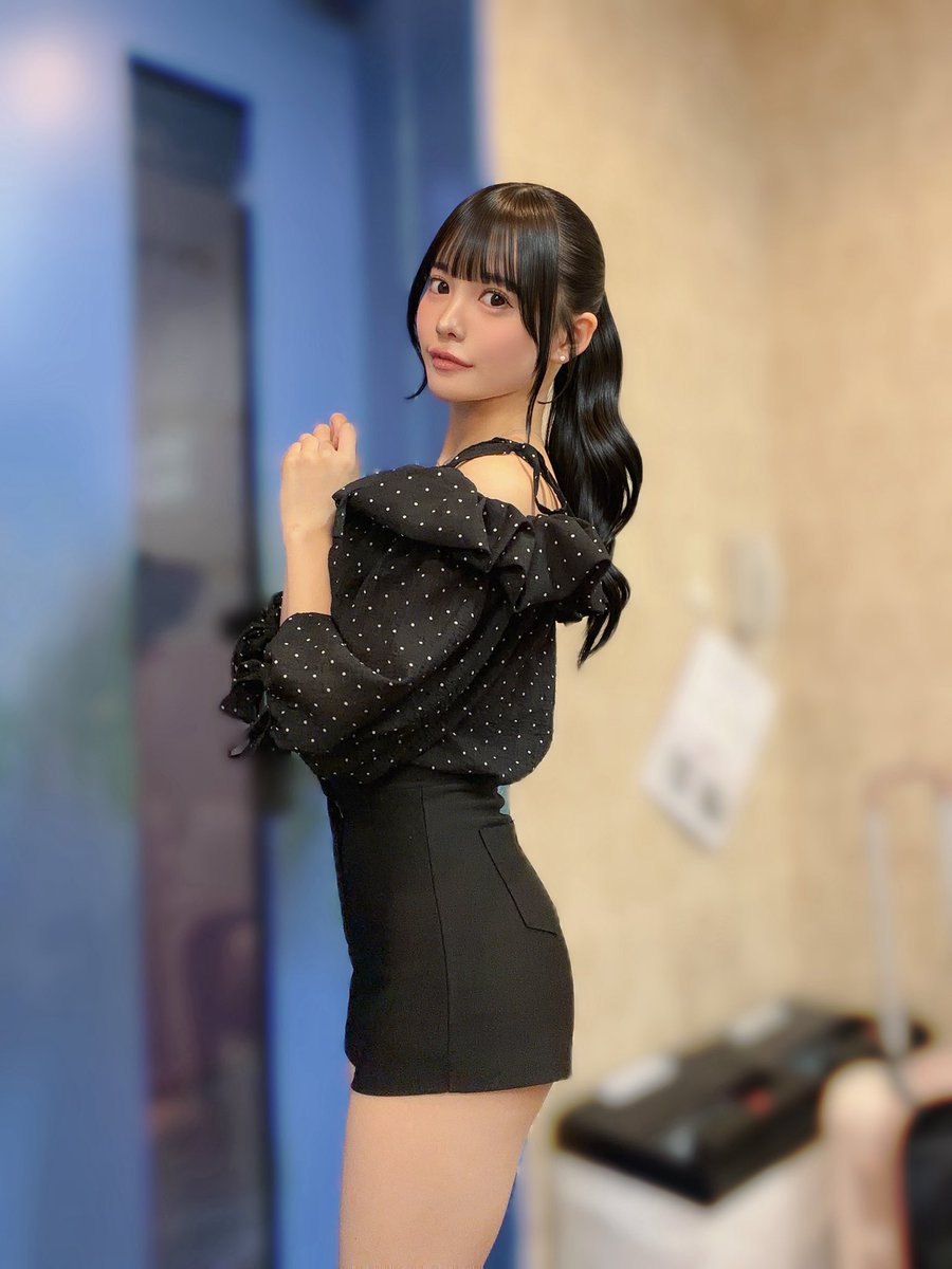 Kotori_FULITBOX's tweet photo. 寝落ちポニーテールことり…おはよ🖤 https://t.co/cMXfdllxHW