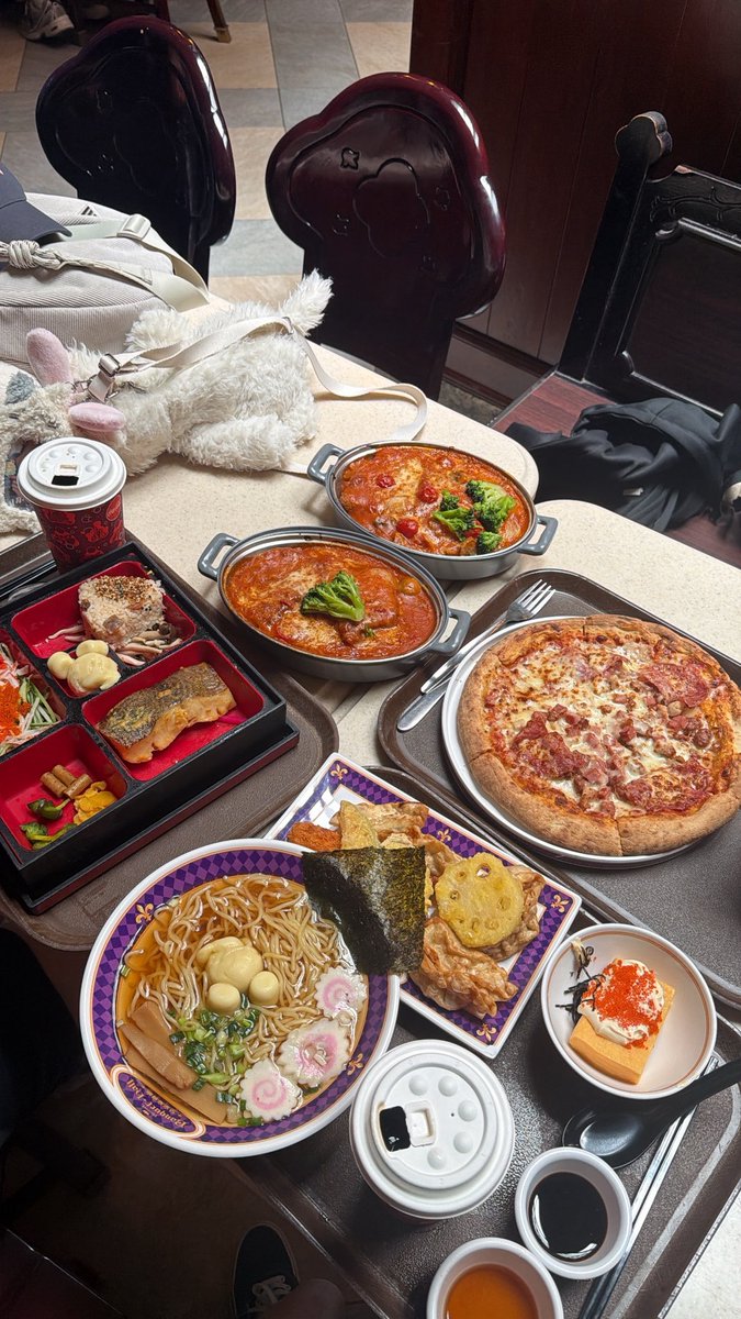 Spacejunk77's tweet photo. Big meal https://t.co/XZFjH6r6QT