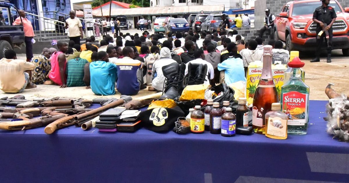 thecableng's tweet photo. Police arrest 135 suspected cultists, recover 26 firearms in Lagos

The Lagos state police command says its operatives have arrested 135 suspected cultists and recovered 26 firearms, as well as 16 other dangerous weapons during simultaneous raids on criminal hideouts and black spots across the state.

Abimbola Adebisi, the command’s spokesperson, said in a statement issued on Wednesday that the raids were carried out to prevent cult-related violence associated with the July 7 cult celebration and initiation activities.
 https://t.co/brBJi7TAxP
