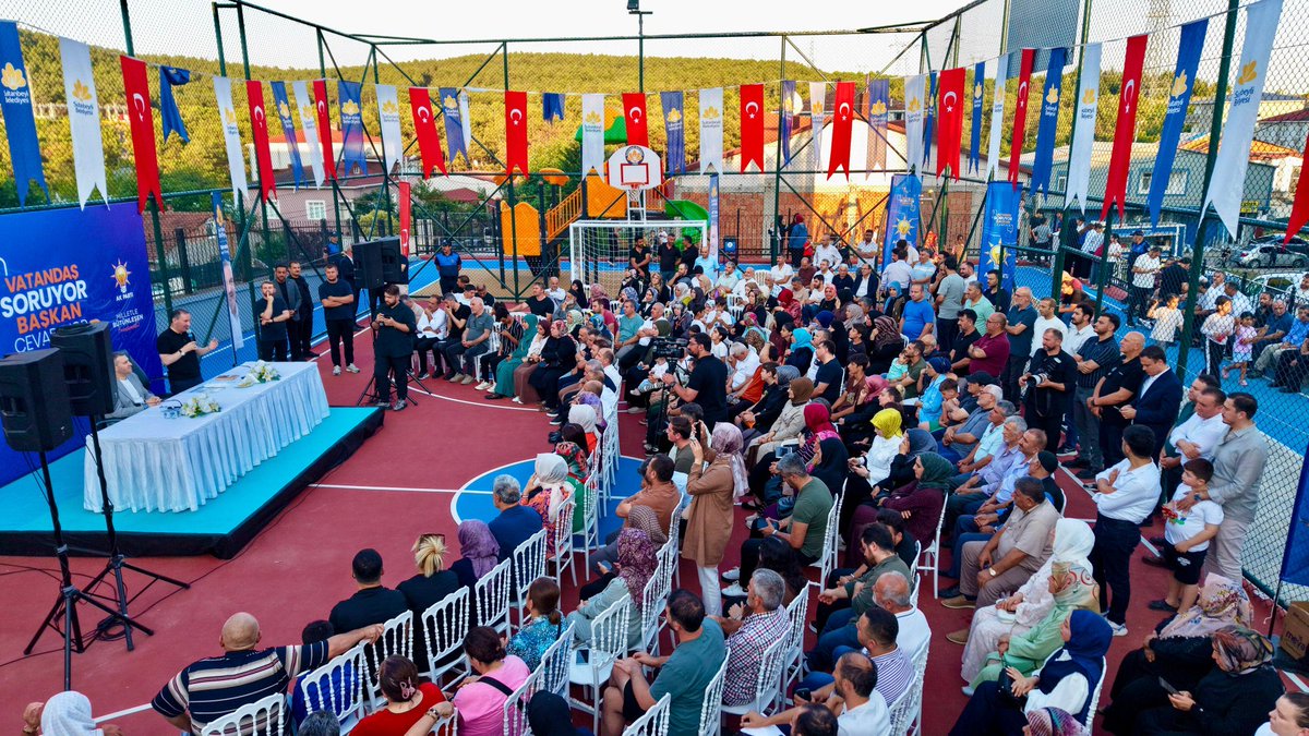 ayhanusdi's tweet photo. Mecidiye Mahallemizde Belediye Başkanımız Sn. Ali Tombaş’la (@alitombastr )birlikte hemşehrilerimizle bir araya geldik.

“Vatandaş Soruyor, Başkan Cevaplıyor” programında talep ve önerileri dinleyerek mahallemizin ihtiyaçlarını istişare ettik.

Milletimizin sesine kulak vermeye, gönüllere dokunmaya devam ediyoruz.