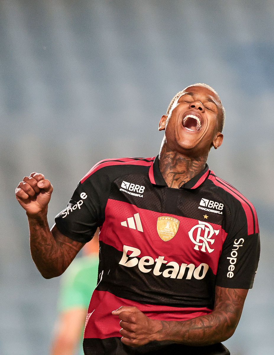 Flamengo's tweet photo. Mais um gol de #GarotoDoNinho!
#FLAxLS https://t.co/S27GRr4lMF